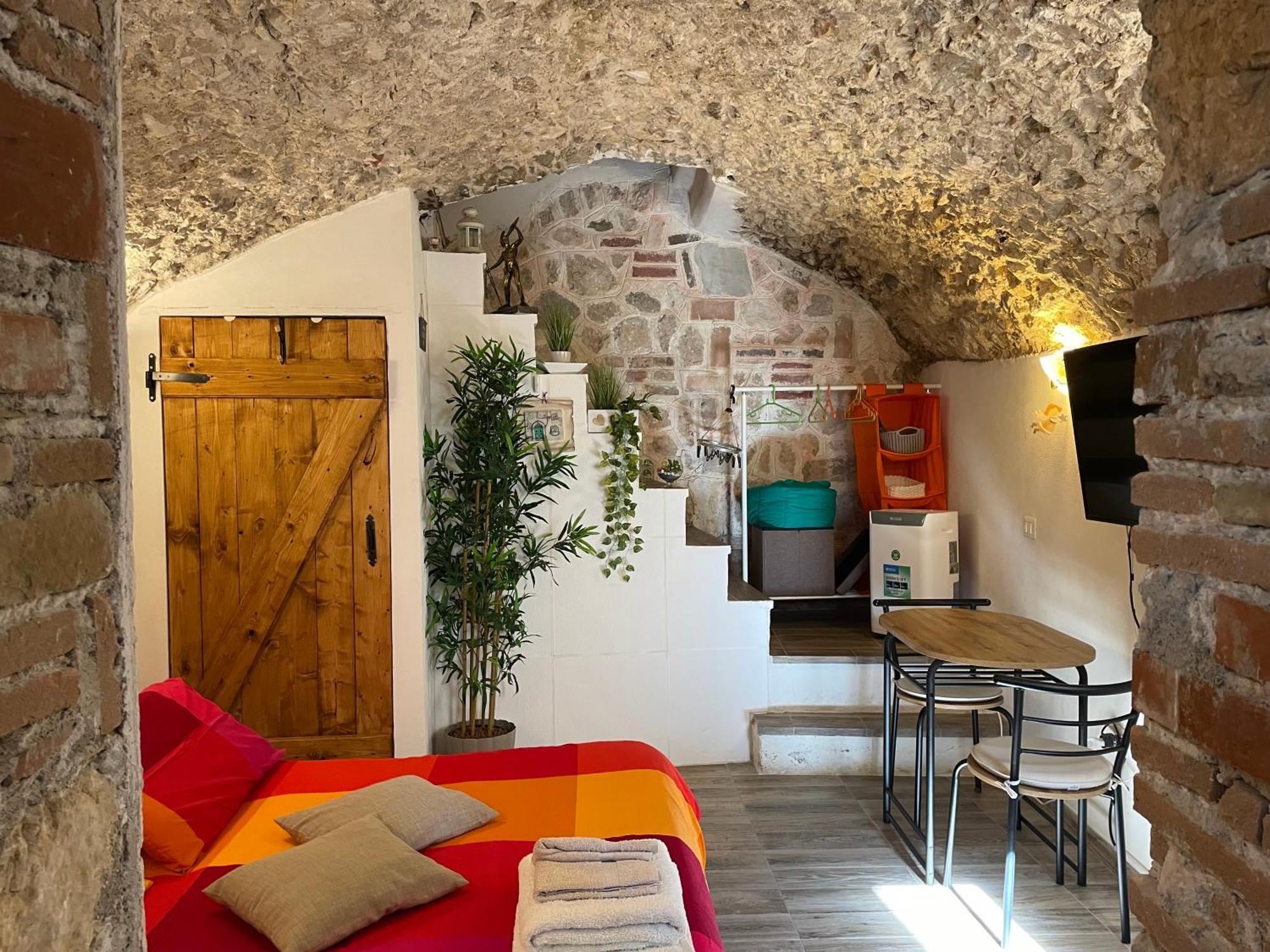 'Il Caratteristico' Apartamento Capistrello Exterior foto